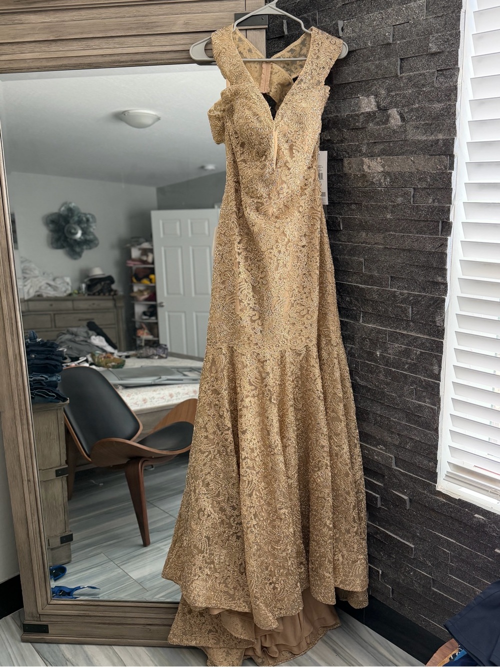 Gold Lace V-Neck Formal Prom Dress